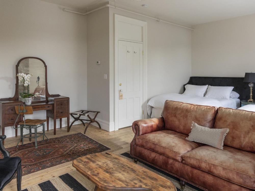 Quadruple Room interior